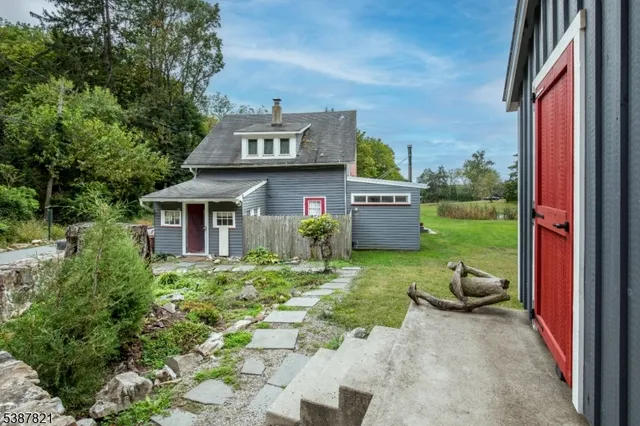 $425,000 | 31 Fox Farm Road, Phillipsburg, NJ 08865