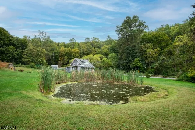 $425,000 | 31 Fox Farm Road, Phillipsburg, NJ 08865