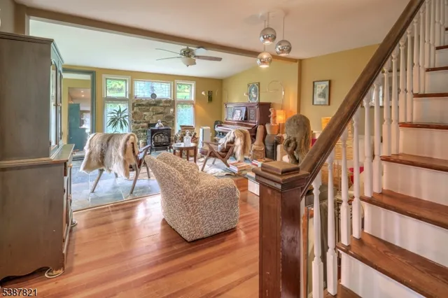 $425,000 | 31 Fox Farm Road, Phillipsburg, NJ 08865