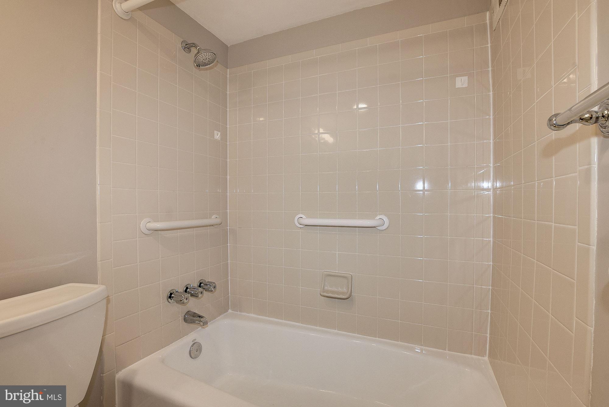 17820 Buehler Road, Unit 1F6 Olney, MD 20832 - Photo 24 of 29