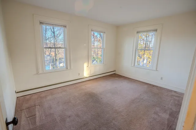 $1,900 | 128 Millville Avenue, Unit 2, Naugatuck, CT 06770