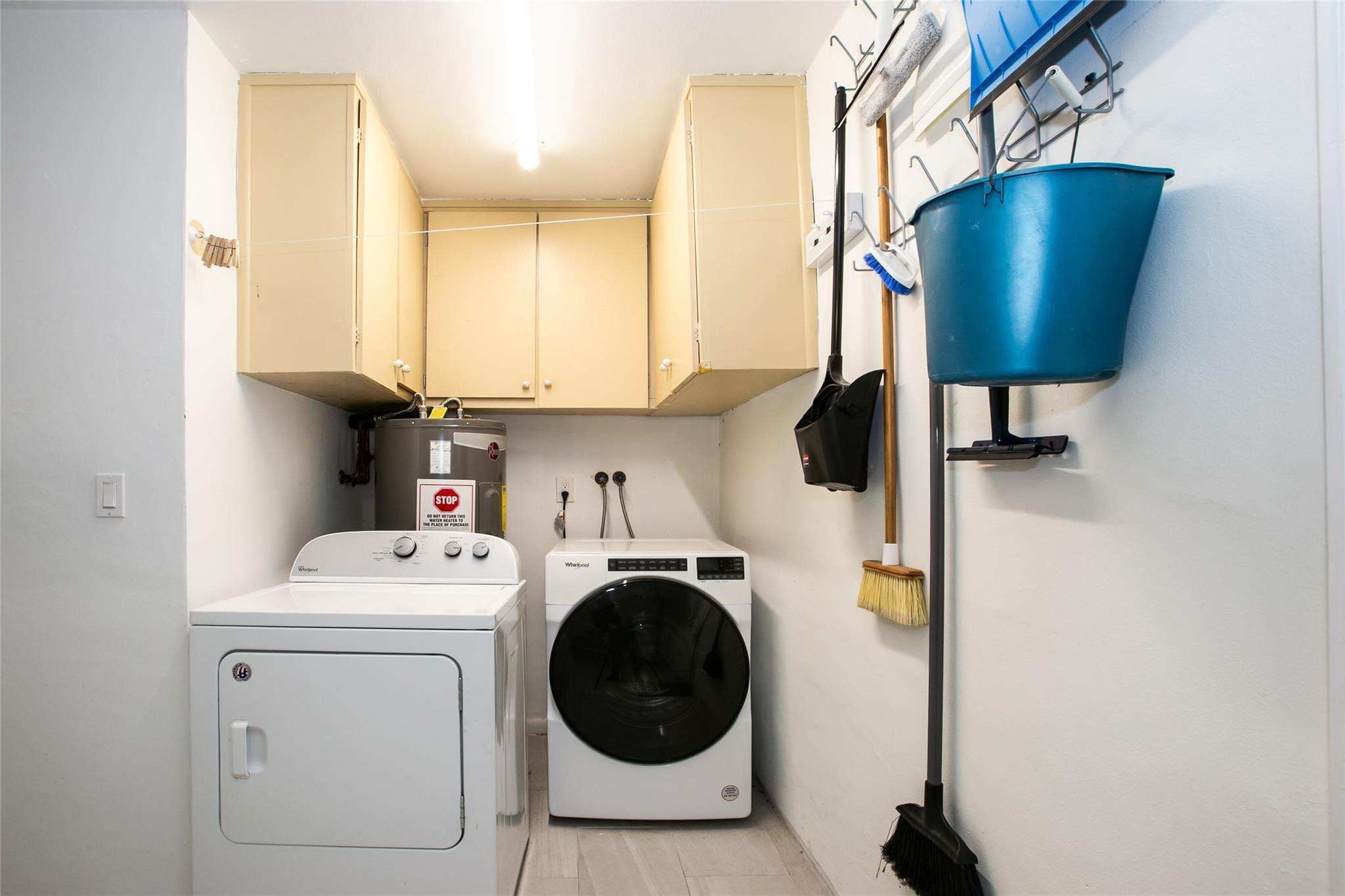 4809 Northwest 4th Avenue Boca Raton, FL 33431 - Photo 18 of 25 Washer & dryer area