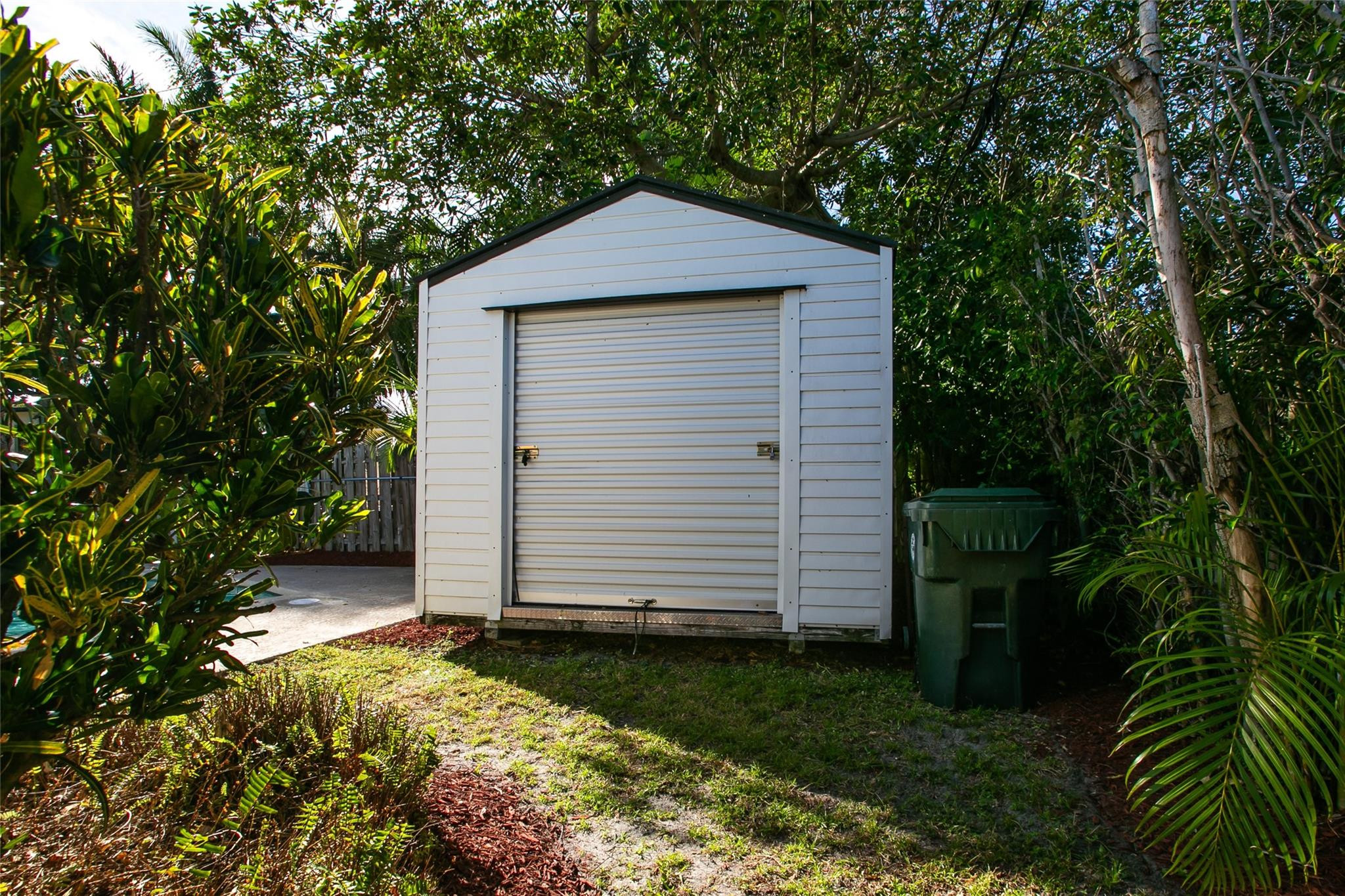 4809 Northwest 4th Avenue Boca Raton, FL 33431 - Photo 24 of 25 Backyard