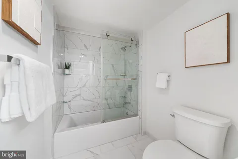 $549,999 | 2181 Jamieson Avenue, Unit 1002, Alexandria, VA 22314