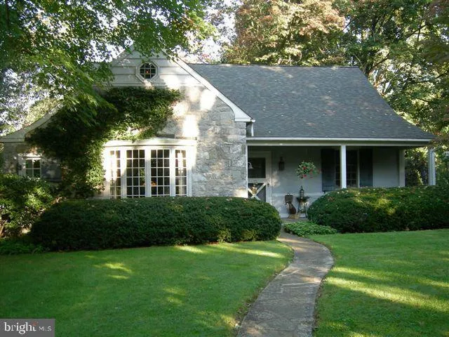 $525,000 | 1553 Hollywood Drive, Lancaster, PA 17601