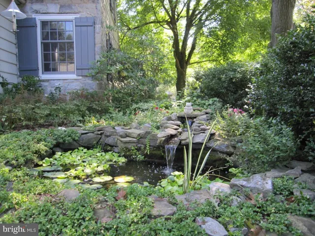 $525,000 | 1553 Hollywood Drive, Lancaster, PA 17601