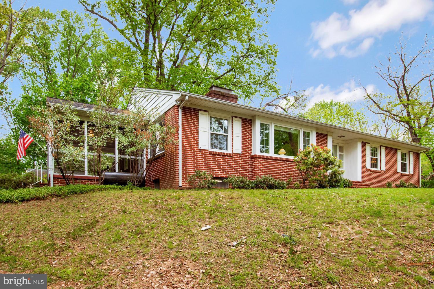 42 Sherwood Road Cockeysville, MD 21030 - Photo 11 of 44