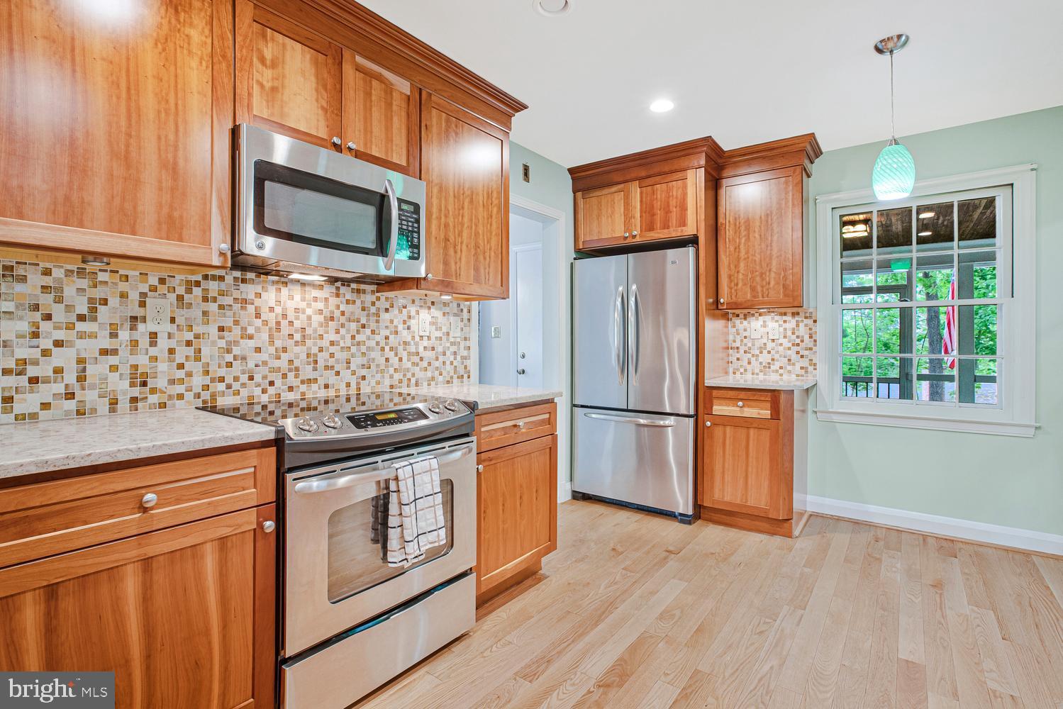 42 Sherwood Road Cockeysville, MD 21030 - Photo 14 of 44