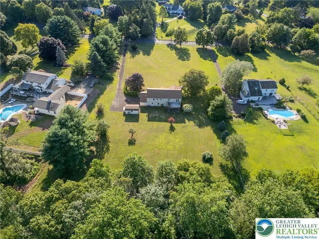 $525,000 | 2275 Rowland Road, Coopersburg, PA 18036