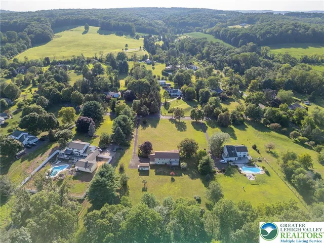 $525,000 | 2275 Rowland Road, Coopersburg, PA 18036