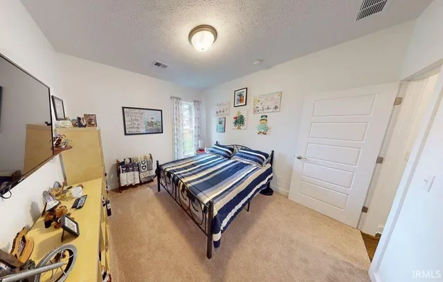 $264,700 | 106 Raider Court, Huntingburg, IN 47542