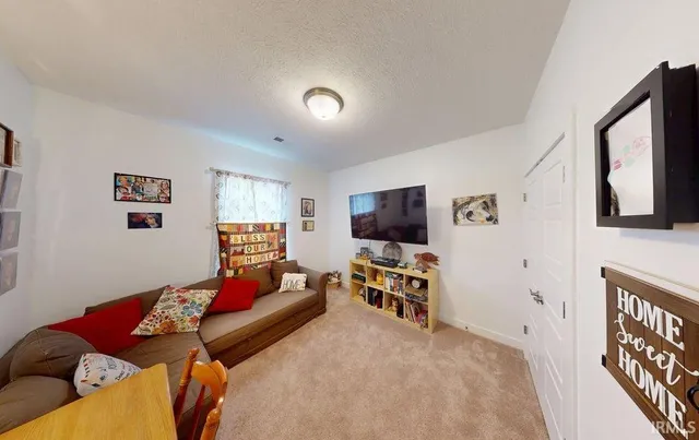 $264,700 | 106 Raider Court, Huntingburg, IN 47542