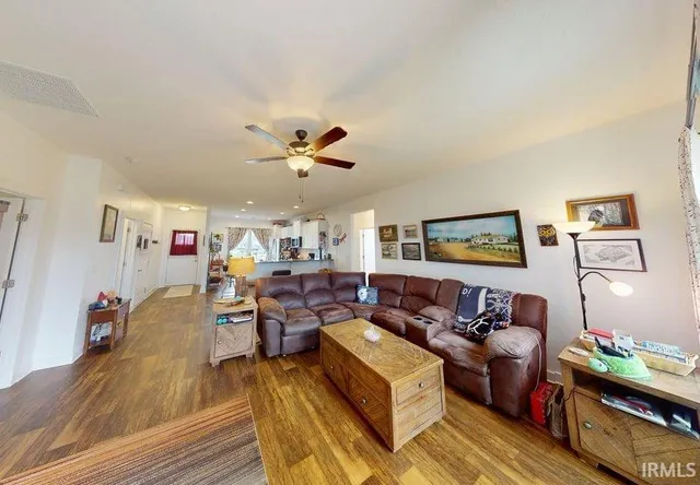 $264,700 | 106 Raider Court, Huntingburg, IN 47542