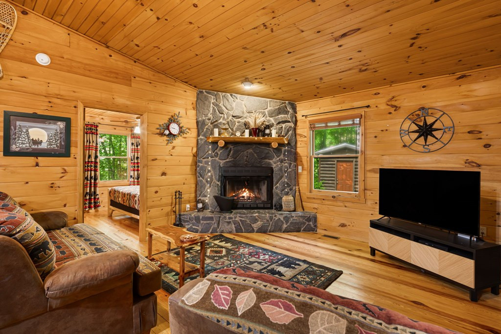 121 Rustys Ridge Bryson City, NC 28713 - Photo 3 of 48 Gallery Image 3