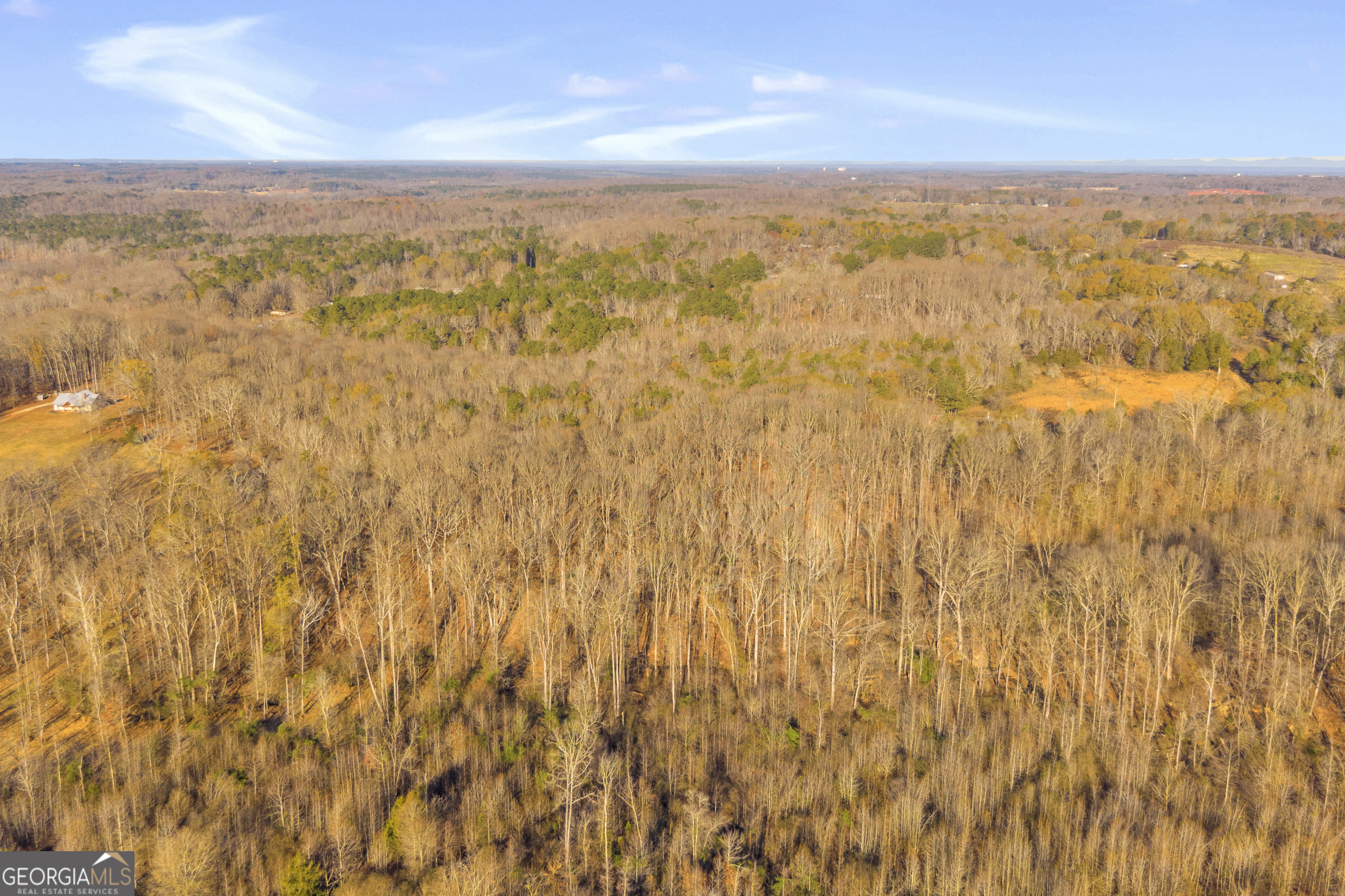 1074 Old Hoods Mill Road Commerce, GA 30529 - Photo 18 of 20 a view of city and ocean