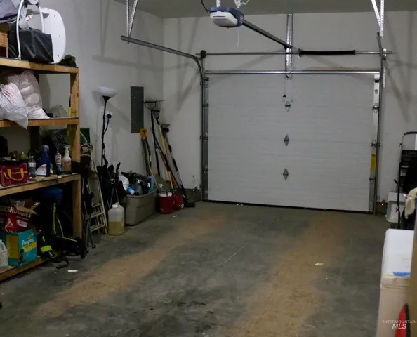 $409,900 | 286 / 288 Avenue, Wendell, ID 83355