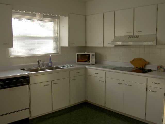 1581 Northam Road Columbus, OH 43221 - Photo 4 of 10