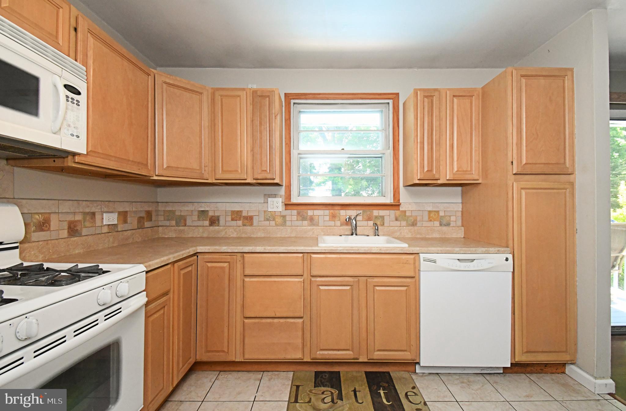 609 Mansfield Road Willow Grove, PA 19090 - Photo 18 of 68