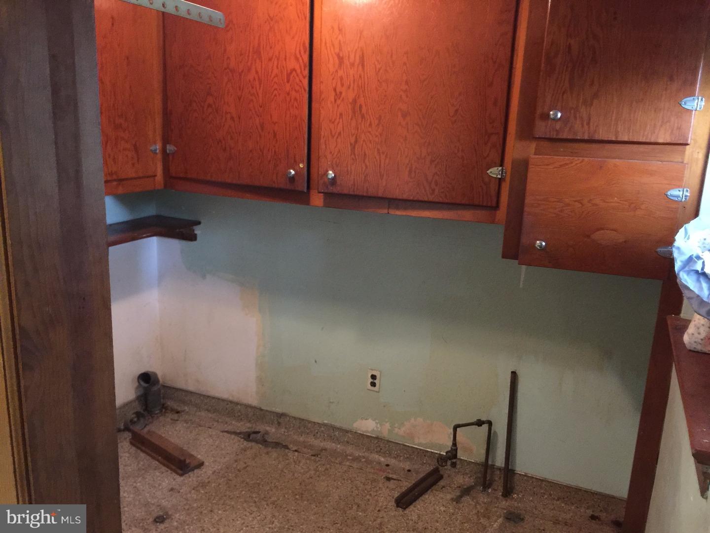 22 Country Club Road Royersford, PA 19468 - Photo 8 of 19 Laundry Room
