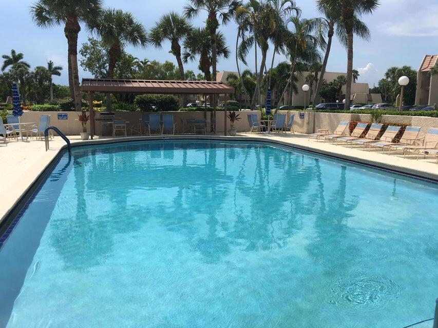 4070 Tivoli Court, Unit 202 Lake Worth, FL 33467 - Photo 18 of 18 20200312175321299058000000-o
