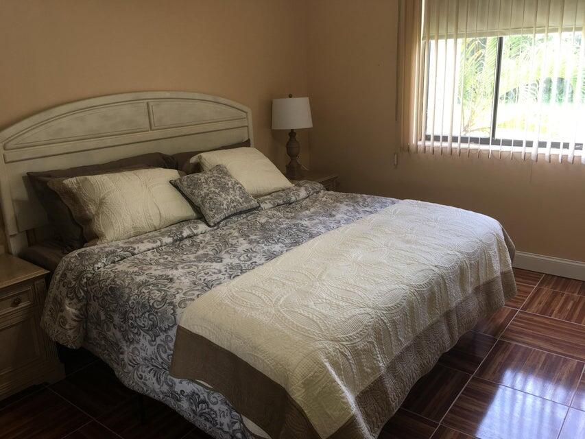 4070 Tivoli Court, Unit 202 Lake Worth, FL 33467 - Photo 10 of 18 20200312175314317783000000-o