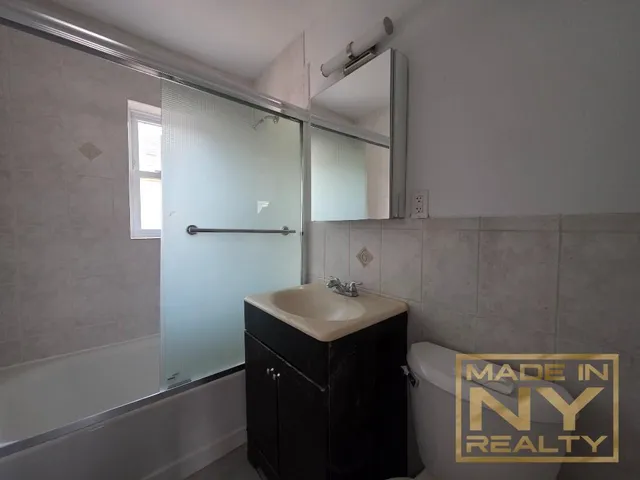 $2,595 | 36-07 213th Street, Unit A | Bayside