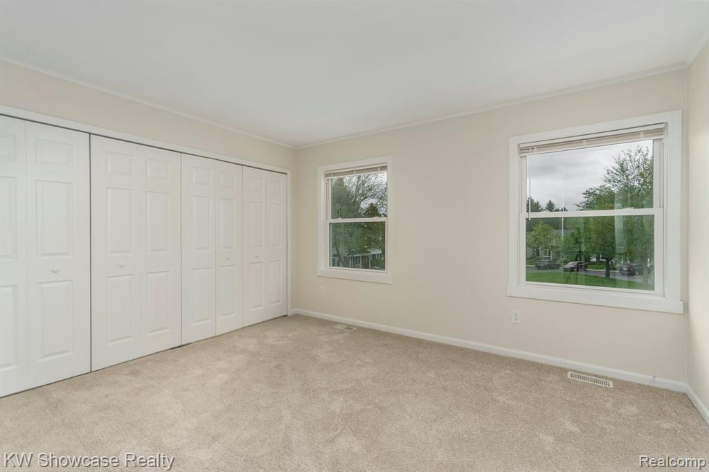1141 Marquette Court Rochester Hills, MI 48307 - Photo 16 of 34