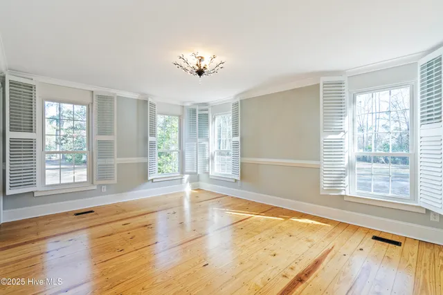 $785,000 | 384 Crooked Run Road, Willard, NC 28478