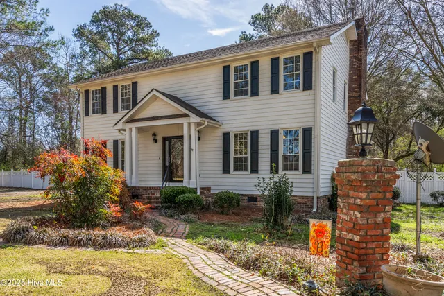 $785,000 | 384 Crooked Run Road, Willard, NC 28478