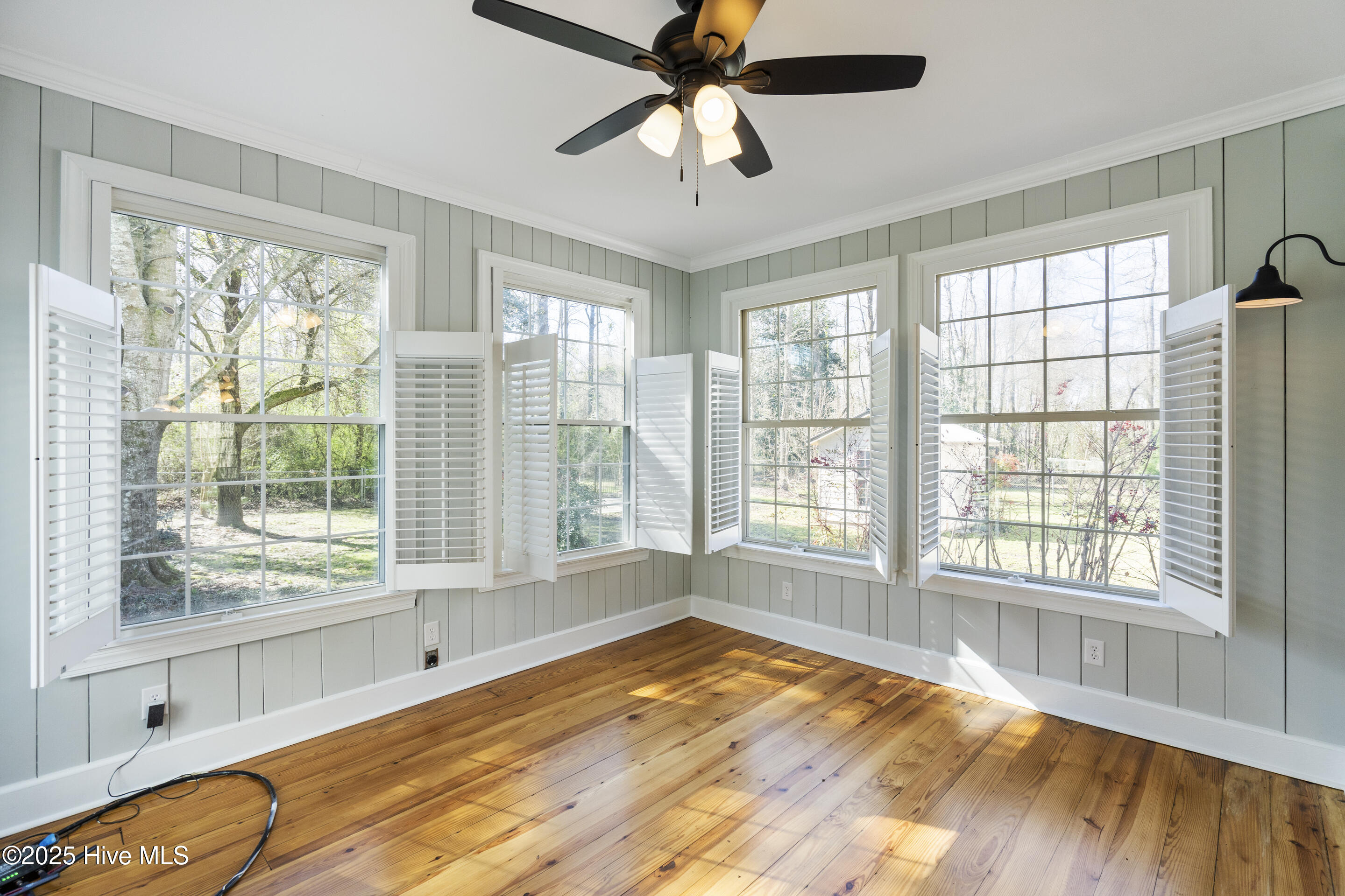 384 Crooked Run Road Willard, NC 28478 - Photo 23 of 55 Sun Room