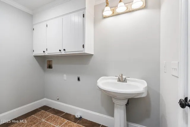 $785,000 | 384 Crooked Run Road, Willard, NC 28478