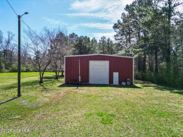 $785,000 | 384 Crooked Run Road, Willard, NC 28478