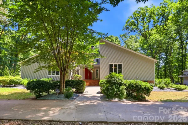 $699,900 | 229 Cari Lane, Matthews, NC 28104