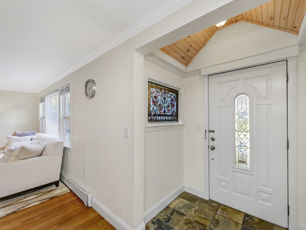 28 Truman Road Newton, MA 02459 - Photo 3 of 26 a very nice looking room with a big bed and a window