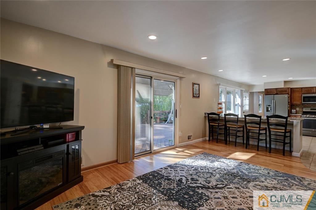 14 Myrtle Road East Brunswick, NJ 08816 - Photo 11 of 25 Gallery Image 11