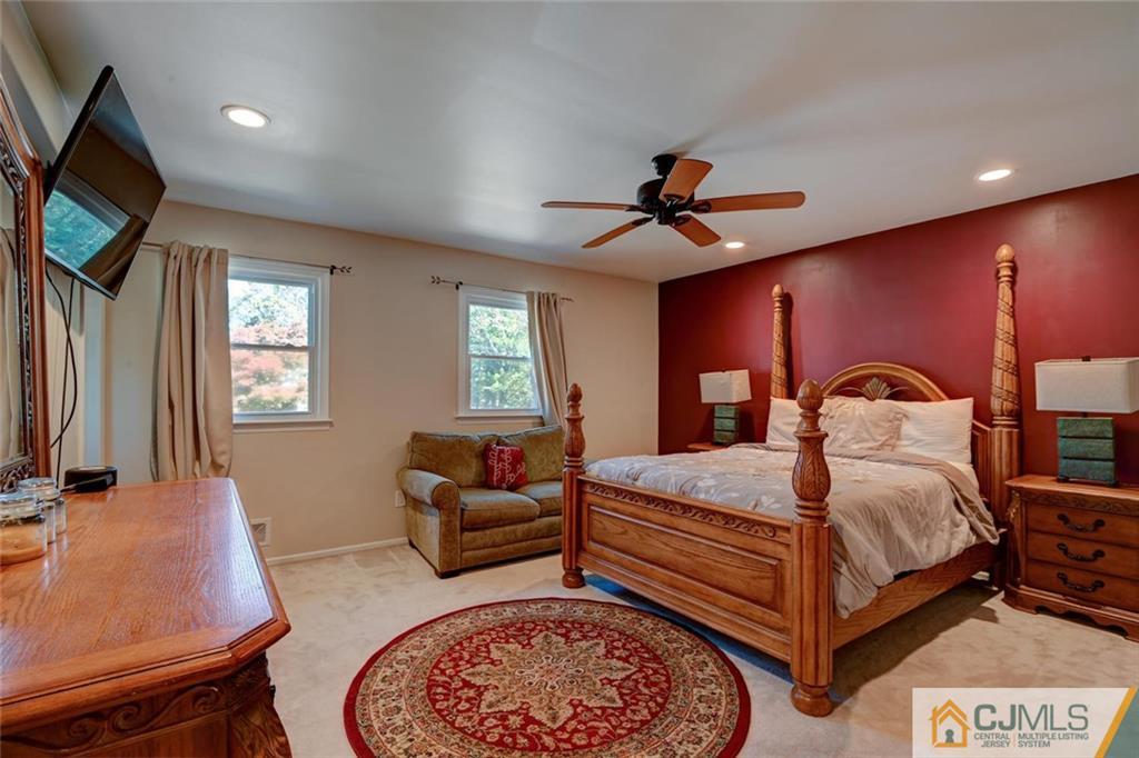 14 Myrtle Road East Brunswick, NJ 08816 - Photo 15 of 25 Gallery Image 15