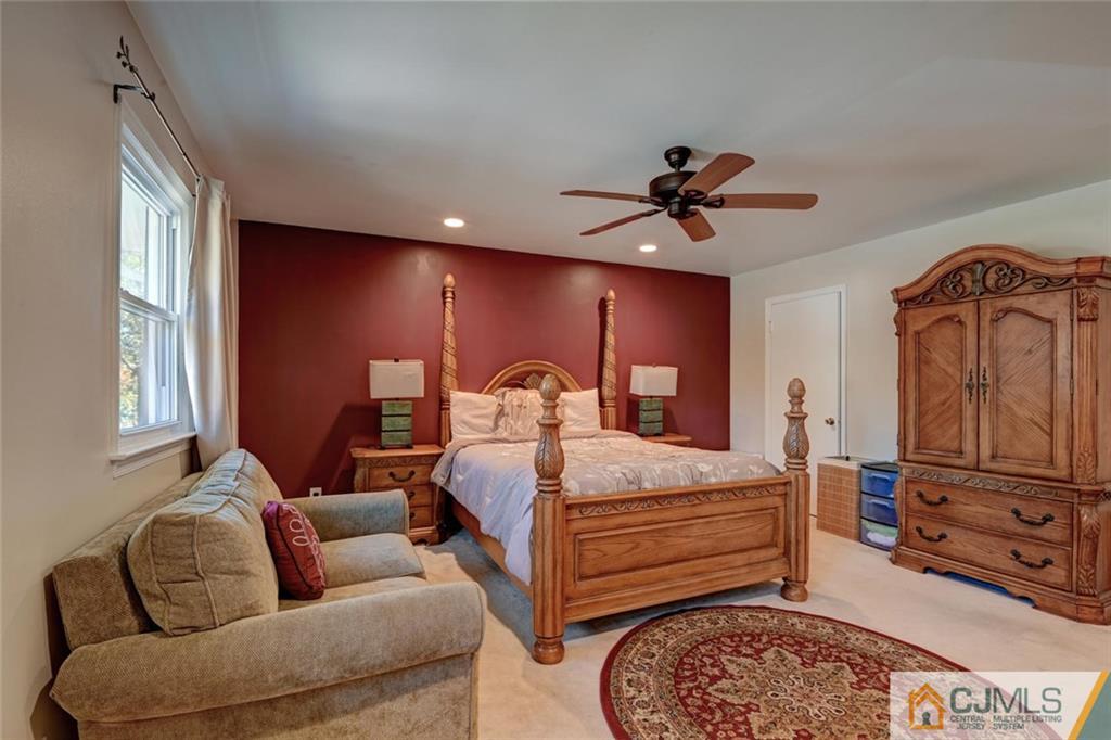 14 Myrtle Road East Brunswick, NJ 08816 - Photo 16 of 25 Gallery Image 16