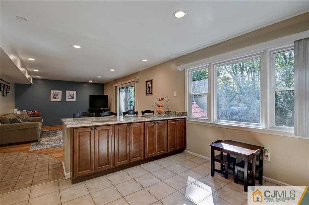 14 Myrtle Road East Brunswick, NJ 08816 - Photo 8 of 25 Gallery Image 8