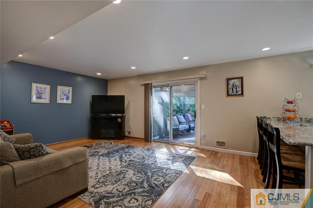 14 Myrtle Road East Brunswick, NJ 08816 - Photo 10 of 25 Gallery Image 10