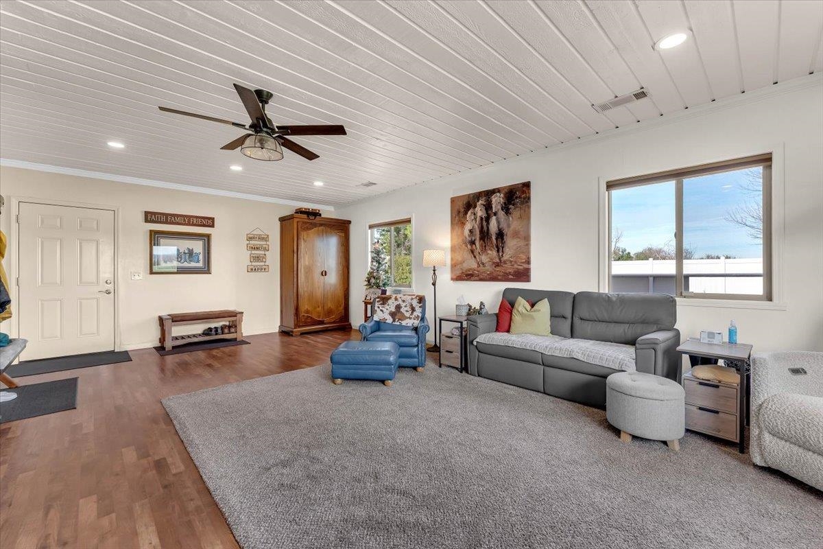 14115 Trinity Avenue Red Bluff, CA 96080 - Photo 13 of 75