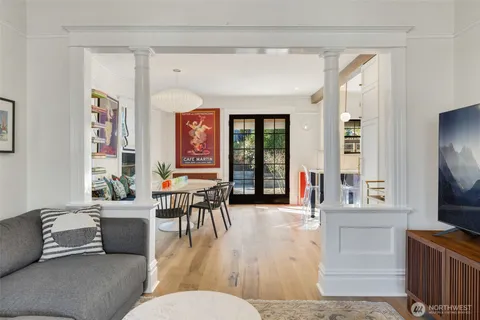 $1,495,000 | 929 20th Avenue, Seattle, WA 98122