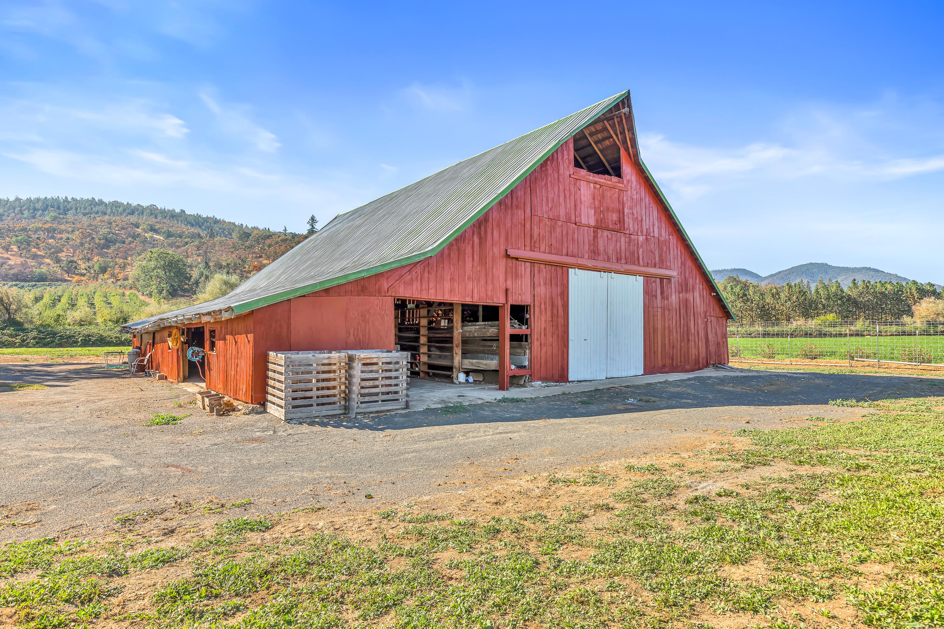 1593 Pioneer Road Talent, OR 97540 - Photo 37 of 50 1593 Pioneer Road, Talent, OR 97540