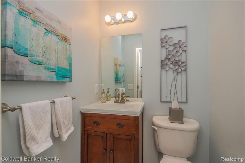 1619 Grandview Drive Rochester Hills, MI 48306 - Photo 6 of 15