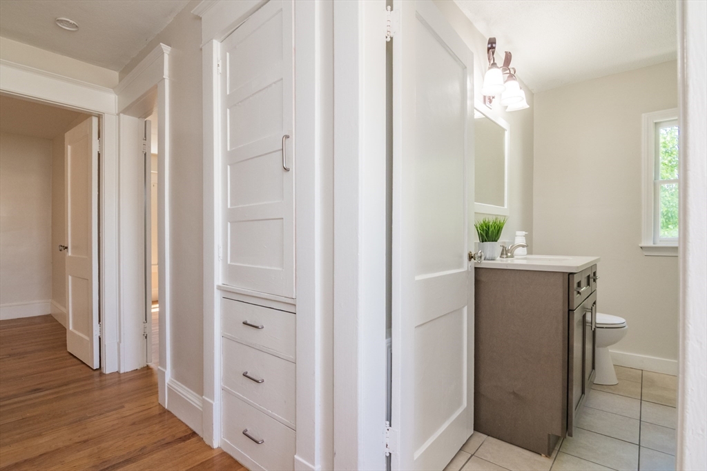 2306 Wilbraham Road Springfield, MA 01129 - Photo 25 of 34