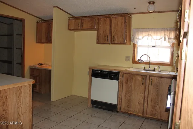 a close view of washer and dryer