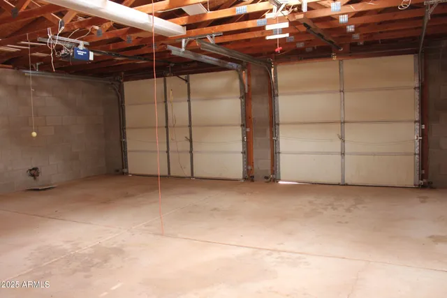 $305,000 | 6217 South Natoma Trail, Hereford, AZ 85615