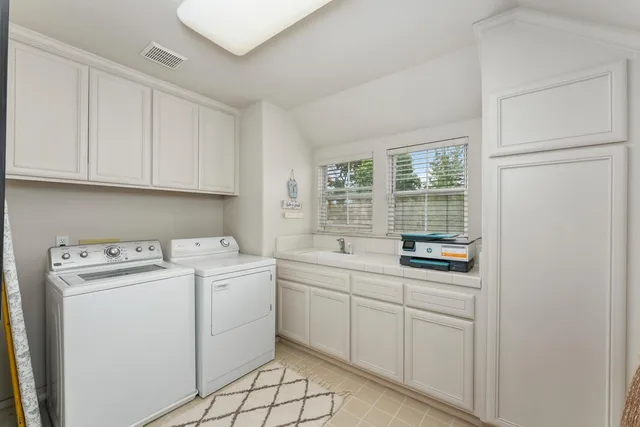 $719,000 | 7717 East Port Drive, Sacramento, CA 95831