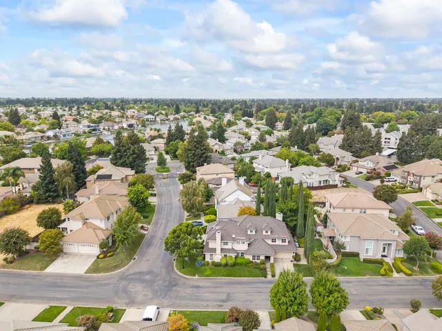 $719,000 | 7717 East Port Drive, Sacramento, CA 95831