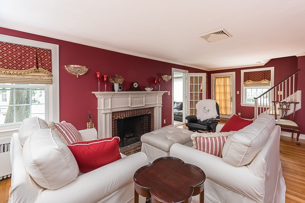 67 Sims Road Quincy, MA 02170 - Photo 3 of 28 Gallery Image 3