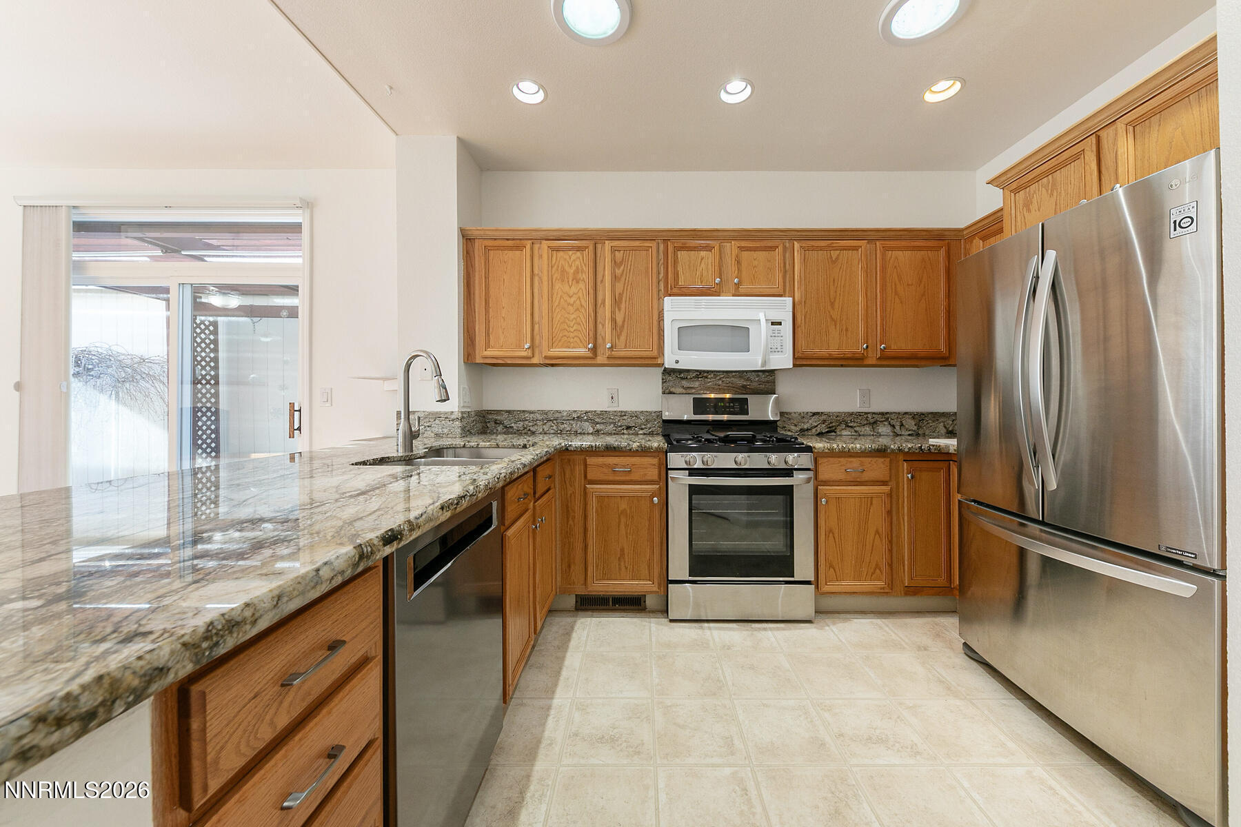 4688 Bradford Lane Reno, NV 89519 - Photo 14 of 27 4688 Bradford Ln Reno NV 89519 USA-020-0